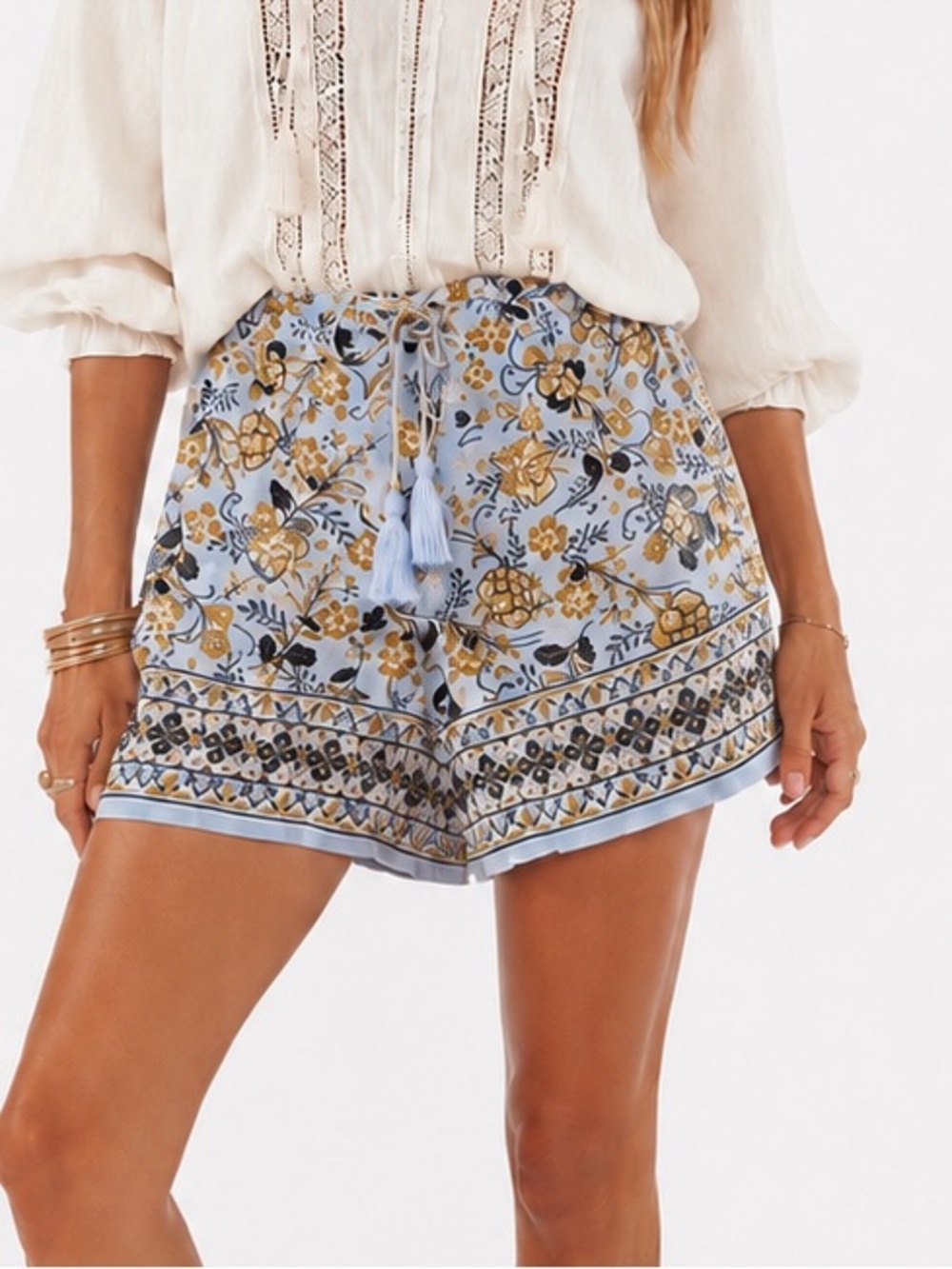 J JILL Flowy Rayon Light Blue & Tan Floral Border Print Elastic Waist Shorts LHP
